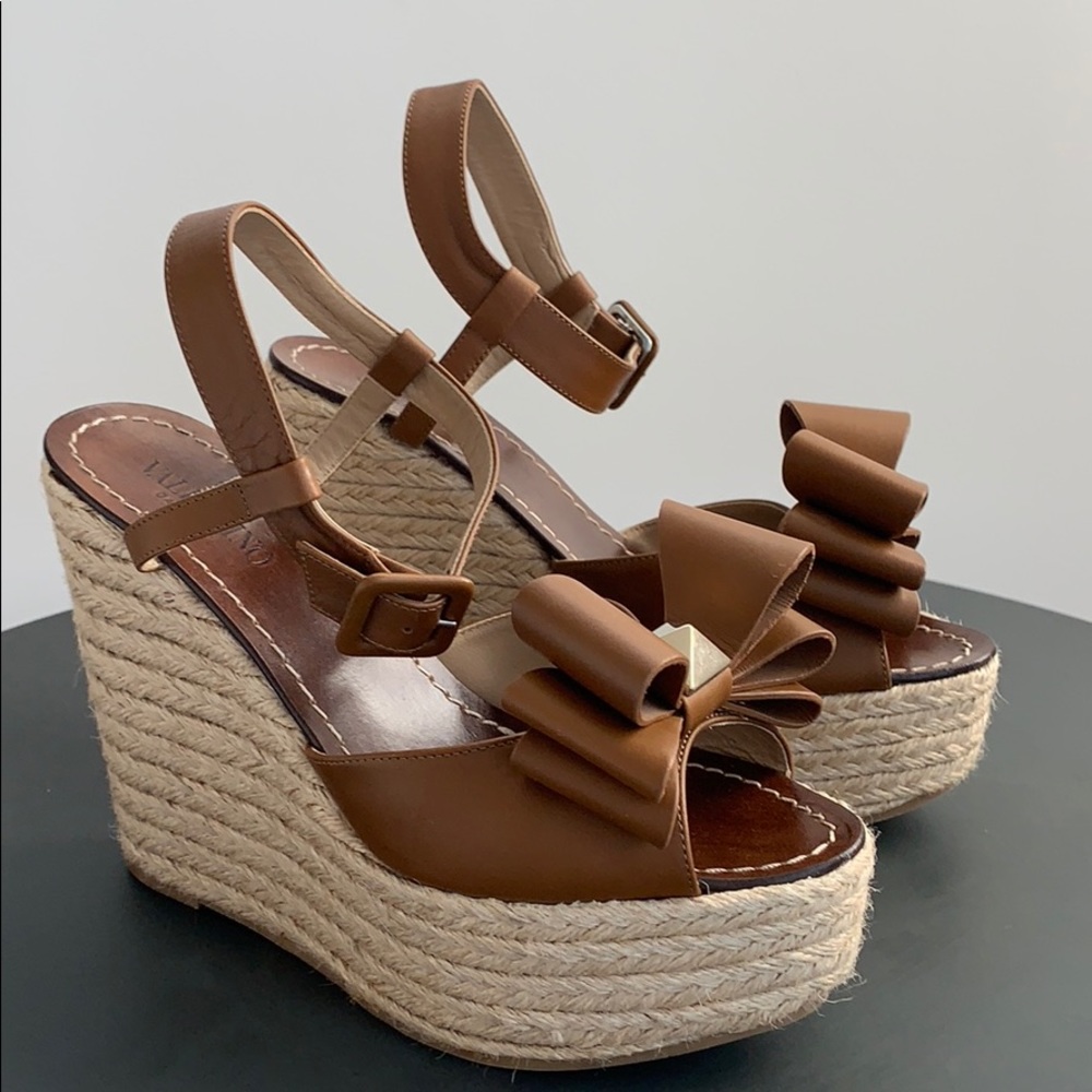 Valentino wedge